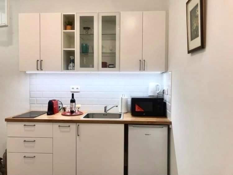 Nick'S Apartment-Spacious, Central And Quiet, By Margit Bridge Budapest Luaran gambar